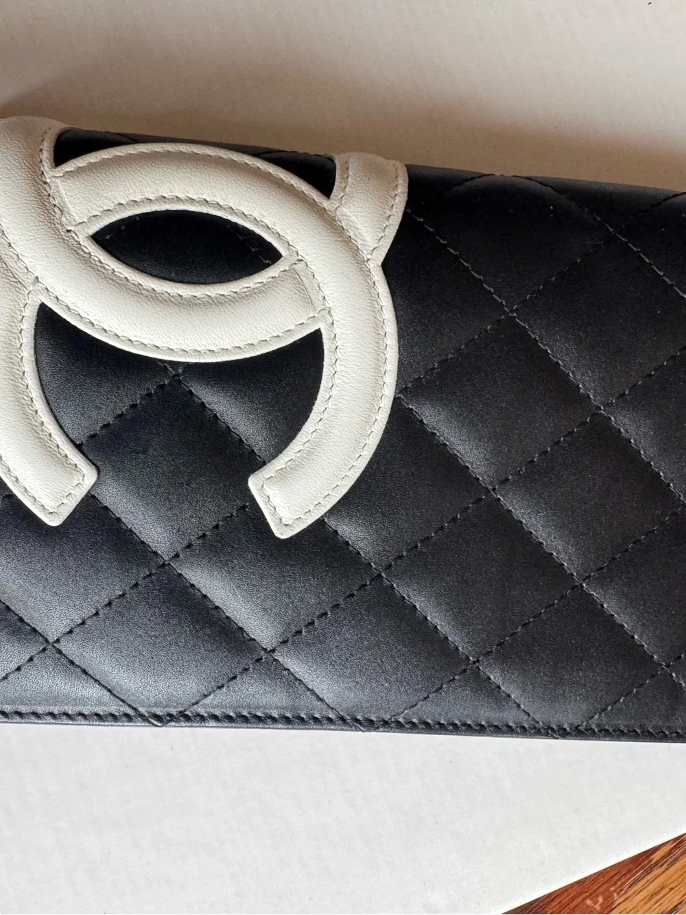 CHANEL elegant wallet
